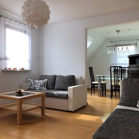 90qm große Wohnung mit 2 Schlafzimmer und Gartenterasse Altensteig Exterior foto