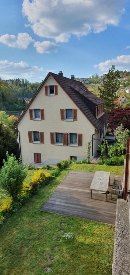 90qm große Wohnung mit 2 Schlafzimmer und Gartenterasse Altensteig Exterior foto