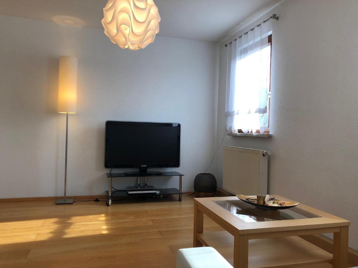 90qm große Wohnung mit 2 Schlafzimmer und Gartenterasse Altensteig Exterior foto